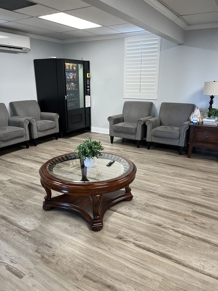 DISCOUNT HITCH & TRUCK ACCESSORIES Updated September 2024 22 Photos