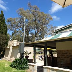 Greenman Inn - Just one of the views ... accompanied by magpies, corellas, and nice people.