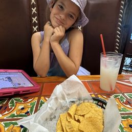 Chips and a happy daughter at our favorite Mexican Restaurant! Chips and a happy daughter at our favorite Mexican Restaurant!