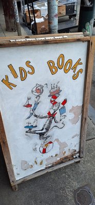 Molly's Books & Records by null