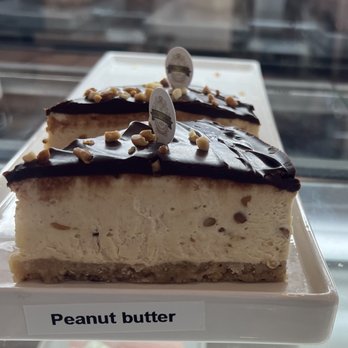 Sweetland Cake & Tea - Patisserie/Cake Shop Near Me - Winter Garden, Florida