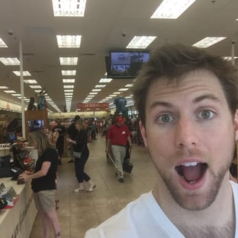 Buc-ee's - I kinda look like a beaver Huh? - Gas Stations Near Me - Madisonville, Texas Buc-ee's - I kinda look like a beaver Huh? - Gas Stations Near Me - Madisonville, Texas