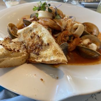 Chelsea Five - Seafood pasta - Gastropubs Near Me - Atlantic City, New Jersey