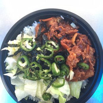 Bop n bowl - Spicy pork is an owner's favorite. Pork marinated in a spicy sauce topped with seaweed, lettuce, and Korean peppers - Food Trucks Near Me Bop n bowl - Spicy pork is an owner's favorite. Pork marinated in a spicy sauce topped with seaweed, lettuce, and Korean peppers - Food Trucks Near Me