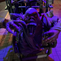 Halls Of Horror - The manager