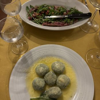 Hosteria del Bricco - Ricotta and spinach dumplings and Florentine steak - Tuscan Near Me - Florence, FI Hosteria del Bricco - Ricotta and spinach dumplings and Florentine steak - Tuscan Near Me - Florence, FI