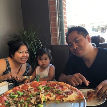 Pizza Bar - Pizza Near Me - Laguna Beach, California