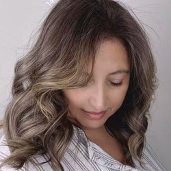 New Light Hair Salon