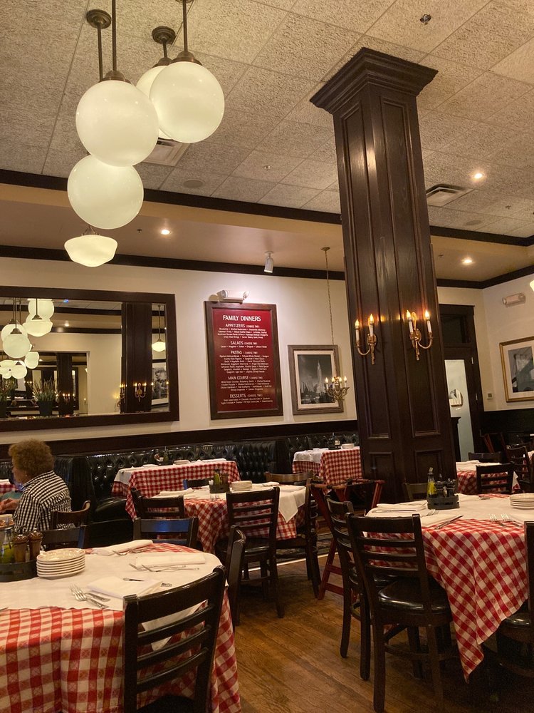 Maggiano's Little Italy