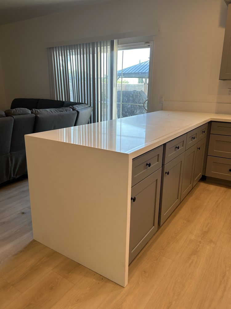 Slide of Montano Construction