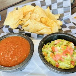 Chill Grapevine - Chips and Guacamole with Salsa