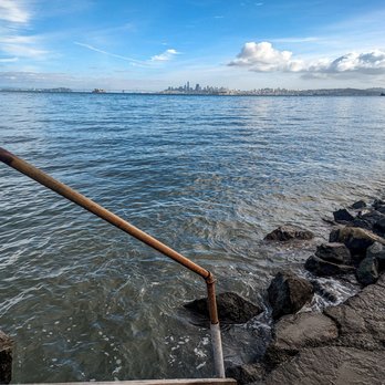 Sausalito Bakery & Cafe - across the street - Coffee & Tea Near Me - Sausalito, California