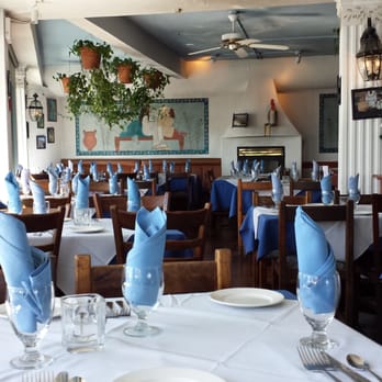 Cosmos Restaurant - Greek Near Me - White Rock, British Columbia