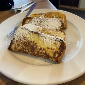 Blue Moose Restaurant - French toast - Breakfast & Brunch Near Me - Breckenridge, Colorado