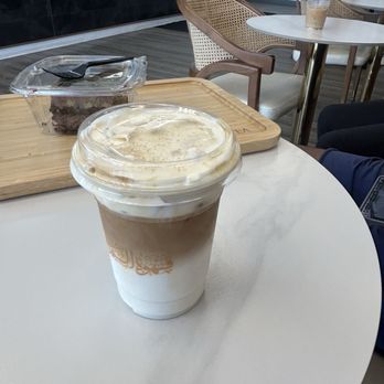 Qahwatea Coffee - Banana cream - Coffee & Tea Near Me - Ellisville, Missouri