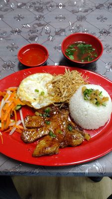 Cafe & pho Hoang by null