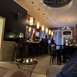 Bienville Social - Bar area