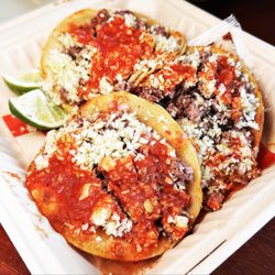 Tacos Cometa - 3 carne asada tacos
