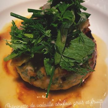 Le Coucou - Crépinette de volaille aux foie gras et fruits d'été - French Near Me - New York, New York Le Coucou - Crépinette de volaille aux foie gras et fruits d'été - French Near Me - New York, New York