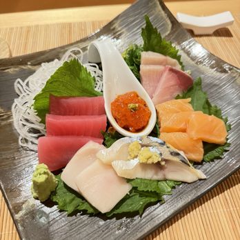 Yuzu - Sashimi combination - Izakaya Near Me - Cape Girardeau, Missouri Yuzu - Sashimi combination - Izakaya Near Me - Cape Girardeau, Missouri
