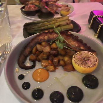 ConSentido Miami - Asian Fusion Near Me - Miami, Florida