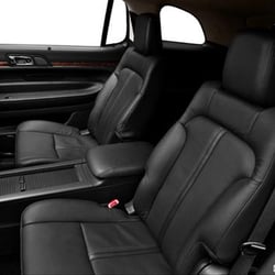 Via Limo - Lincoln MKT Town Car