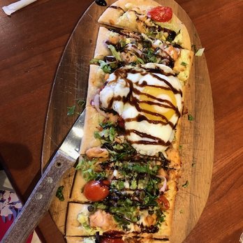 HP Cafe - Smoked salmon flat bread; lovely, very light dough - New American Near Me - Sedona, Arizona HP Cafe - Smoked salmon flat bread; lovely, very light dough - New American Near Me - Sedona, Arizona