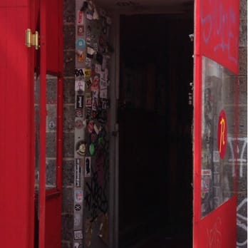 Roberta's - Quite an entrance! - Pizza Near Me - Brooklyn, New York