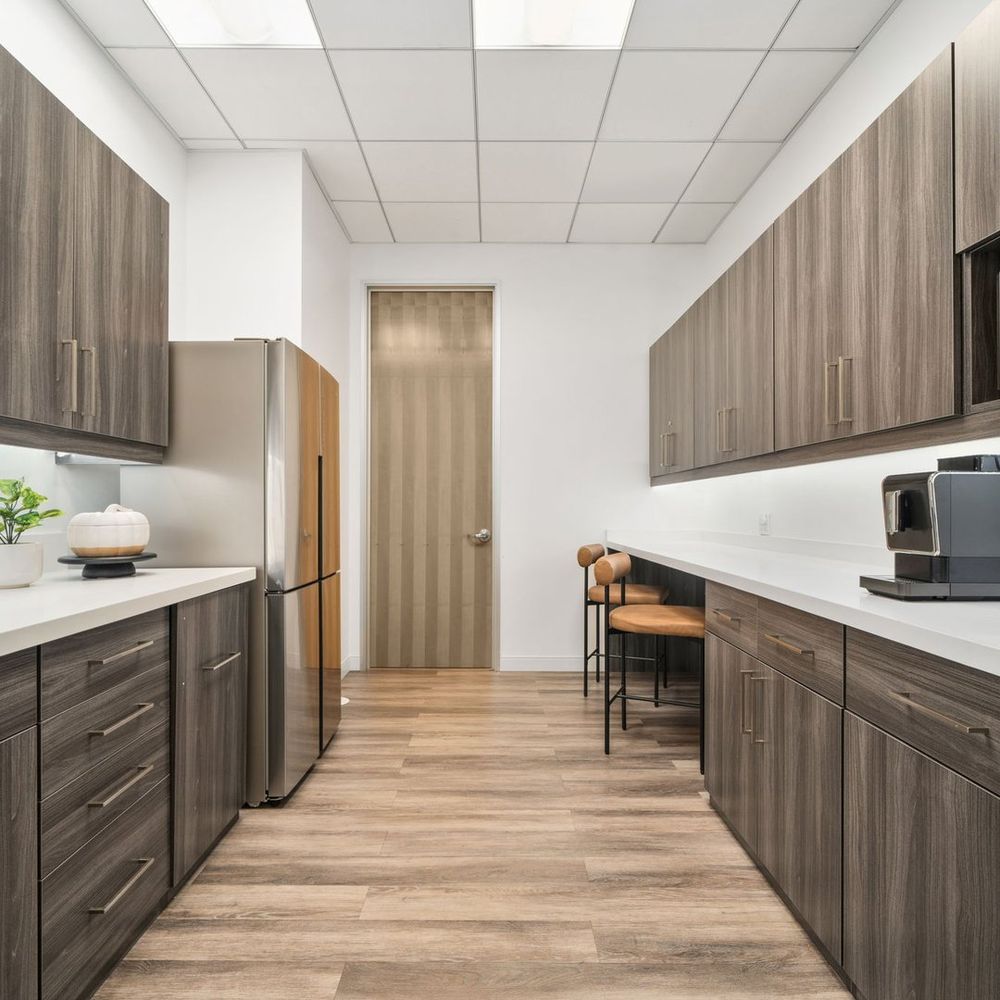 DR. NEO Hair Institute - Irvine Logo