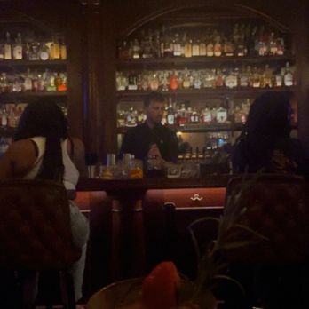 Wiseguy Lounge - Mass Ave