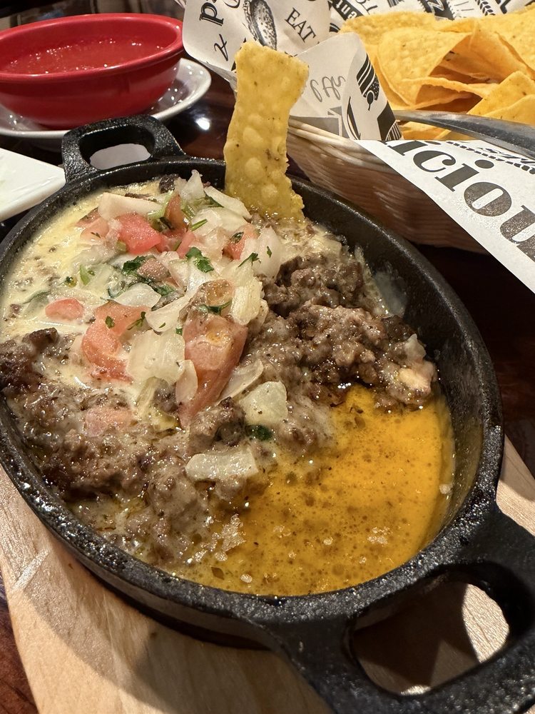 Los Primos Mexican Grill
