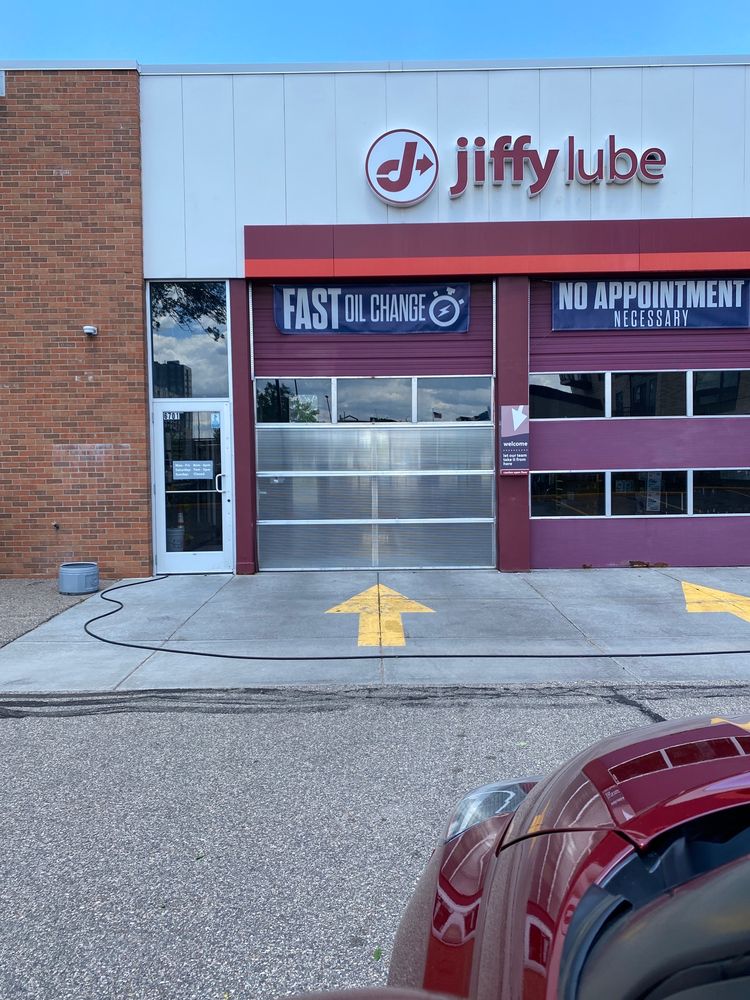 JIFFY LUBE Updated September 2024 11 Photos & 28 Reviews 6701