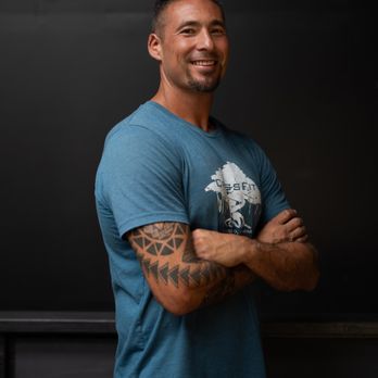 CrossFit Kona - David Flores - Owner - Interval Training Gyms Near Me - Kailua-Kona, Hawaii CrossFit Kona - David Flores - Owner - Interval Training Gyms Near Me - Kailua-Kona, Hawaii
