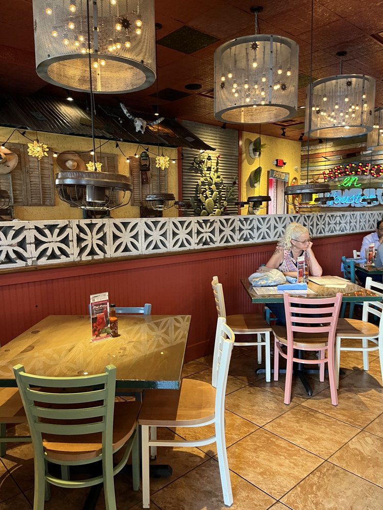 Lupe Tortilla Mexican Restaurant