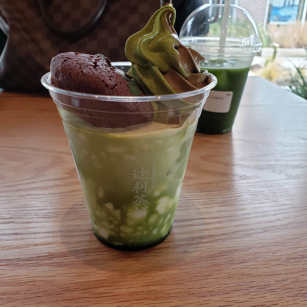 Tsujiri Richmond - Matcha Gateau Chocolat - Japanese Near Me - Richmond, British Columbia Tsujiri Richmond - Matcha Gateau Chocolat - Japanese Near Me - Richmond, British Columbia