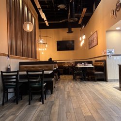 Pho Saigon 8 - Indoor