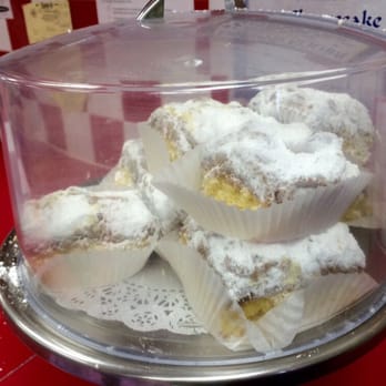 La Cheesecake - Crumb Cake - Bakeries Near Me - College Point, New York