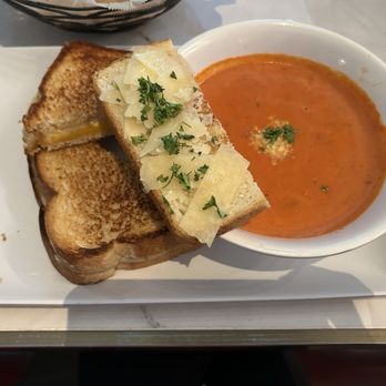 Sugar Factory - Grilled cheese and (upgrade) tomato soup - Desserts Near Me - Jacksonville, Florida Sugar Factory - Grilled cheese and (upgrade) tomato soup - Desserts Near Me - Jacksonville, Florida