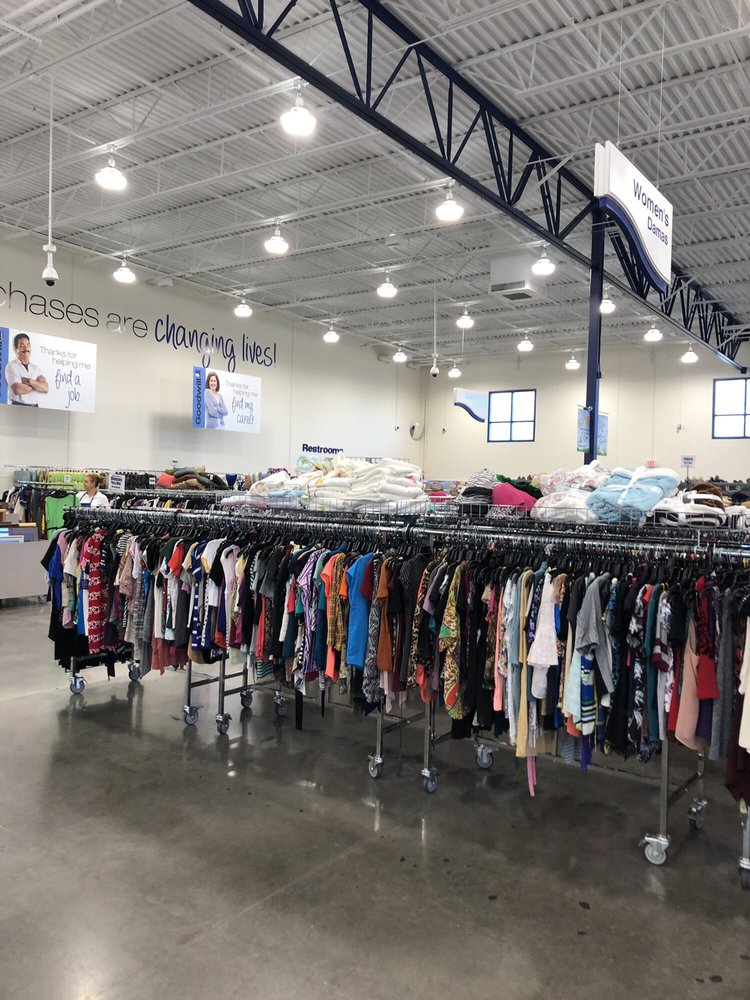 GOODWILL RETAIL Updated October 2024 1407 US301, Tampa, Florida