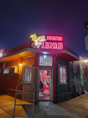 Birrieria El Taco Solito by null