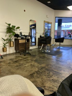 701 Salon & Spa