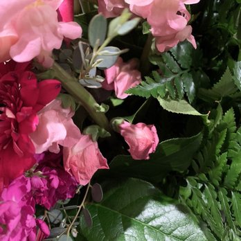 HK Flowers - Florists Near Me - Winnetka, California HK Flowers - Florists Near Me - Winnetka, California