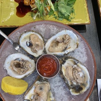 Mint 29 - Oysters - Bars Near Me - Dearborn, Michigan