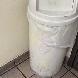 Walgreens - Everything was filthy!