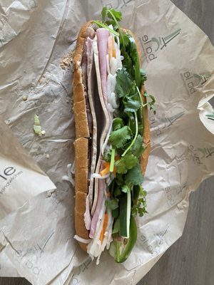 Bánh Mì Ba Lẹ by null