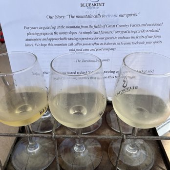 Bluemont Vineyard - Signature flight $16 - Venues & Event Spaces Near Me - Bluemont, Virginia