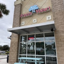 Chilly Spoons - Entrance