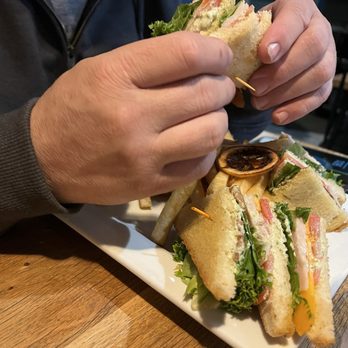 Castaway's Seafood Grille - Club sandwich - Seafood Near Me - Long Beach, Washington