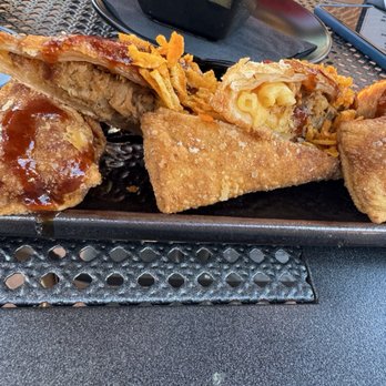 Twisted Cat Tavern - Maz Mac-Rib Eggrolls - Sports Bars Near Me - Leesburg, Virginia
