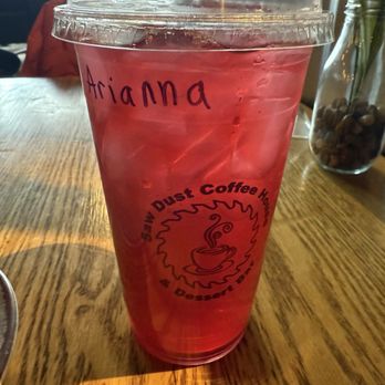 Sawdust Coffee and Dessert Bar - Pomegranate iced tea - Cafes Near Me - Sturbridge, Massachusetts